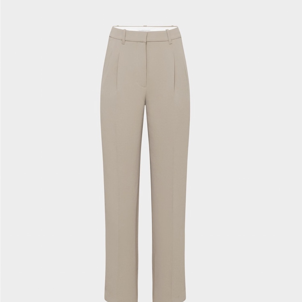 Aritzia Effortless Pants Nomad Taupe 4 short